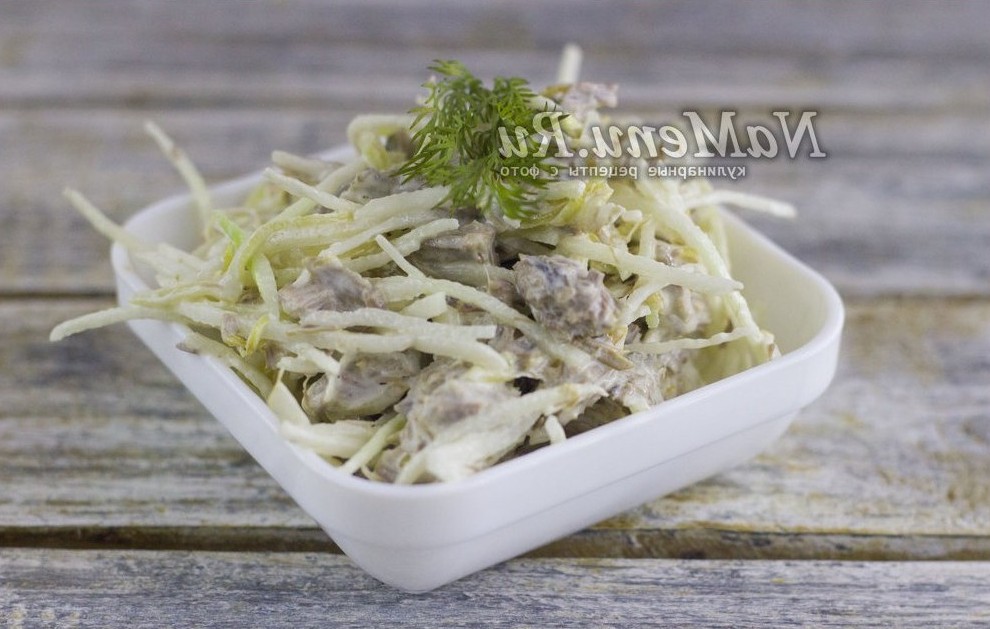 Низкокалорийный и элементарный салат, рецепт с фото пошагово